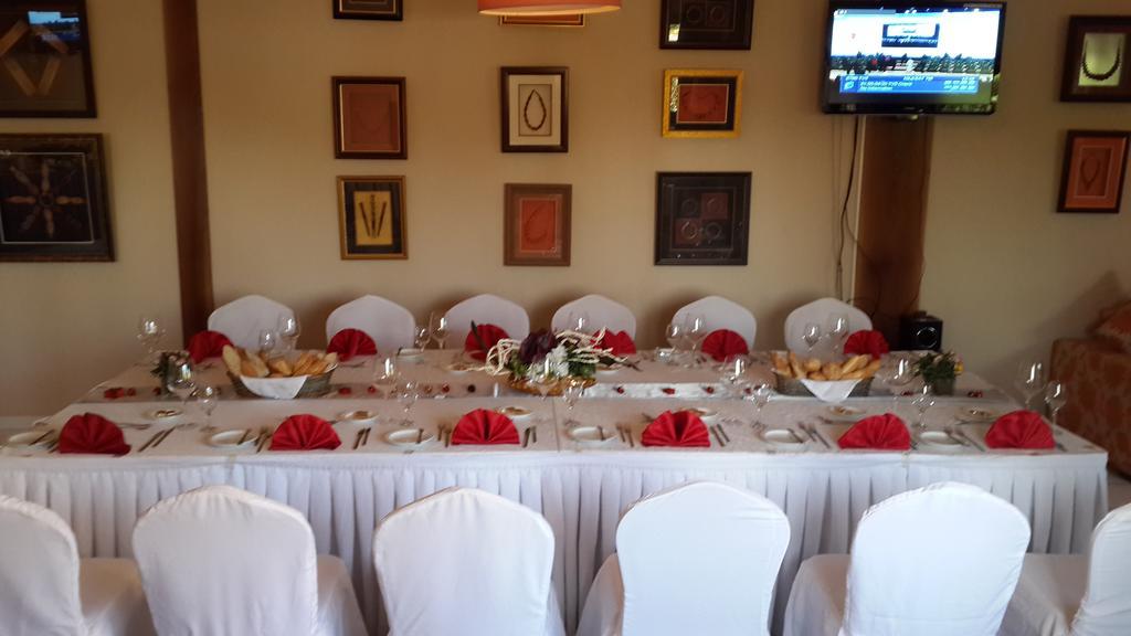 Les Acacias Hotel Djibouti Djibouti City Екстер'єр фото